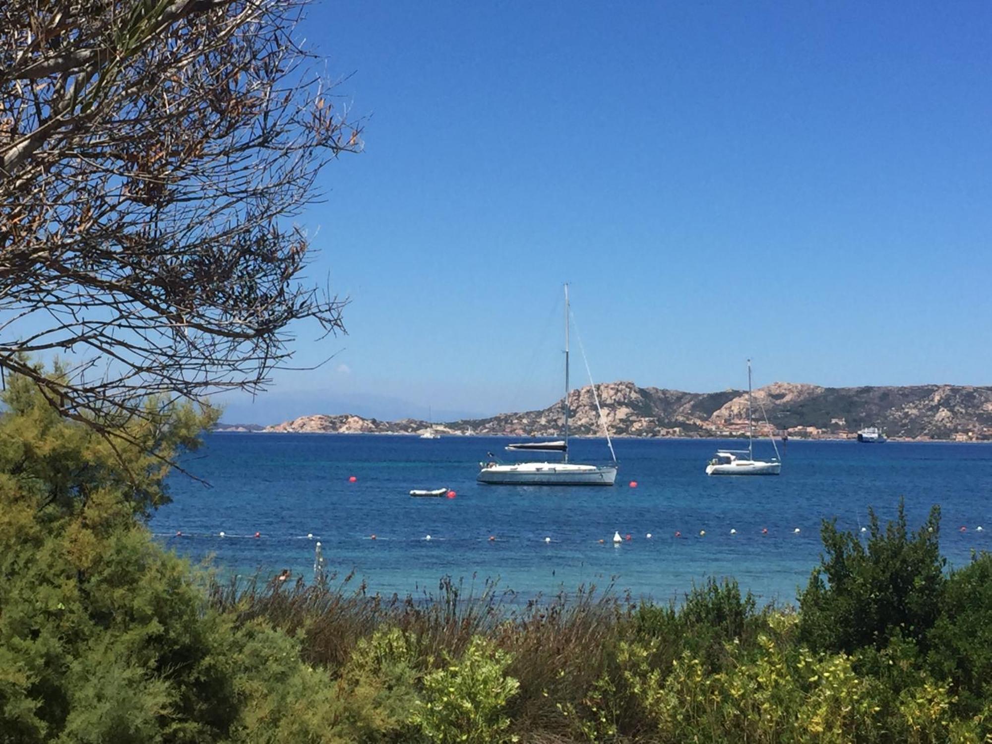 Club Esse Residence Capo D'Orso Palau Eksteriør bilde