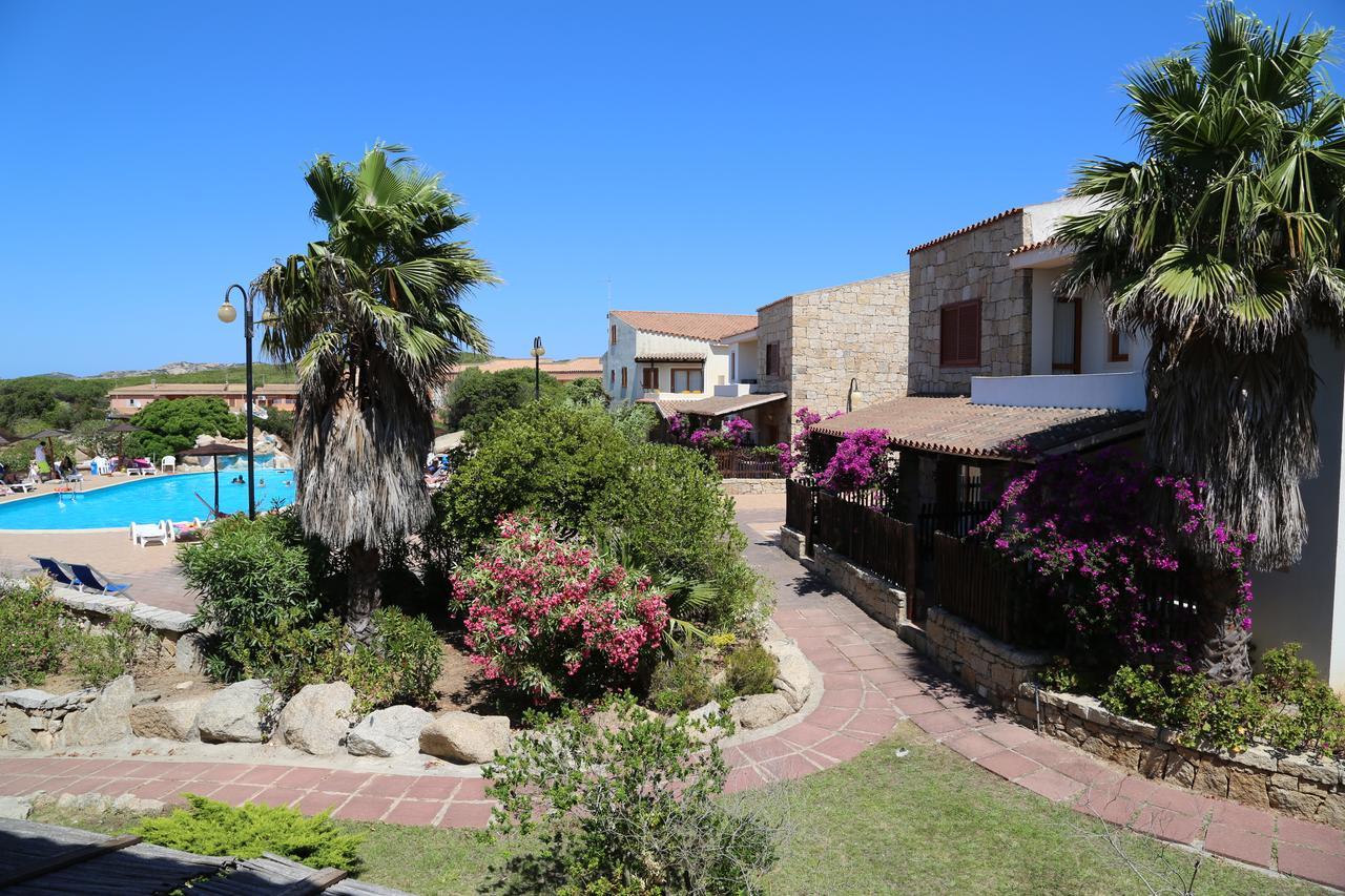 Club Esse Residence Capo D'Orso Palau Eksteriør bilde