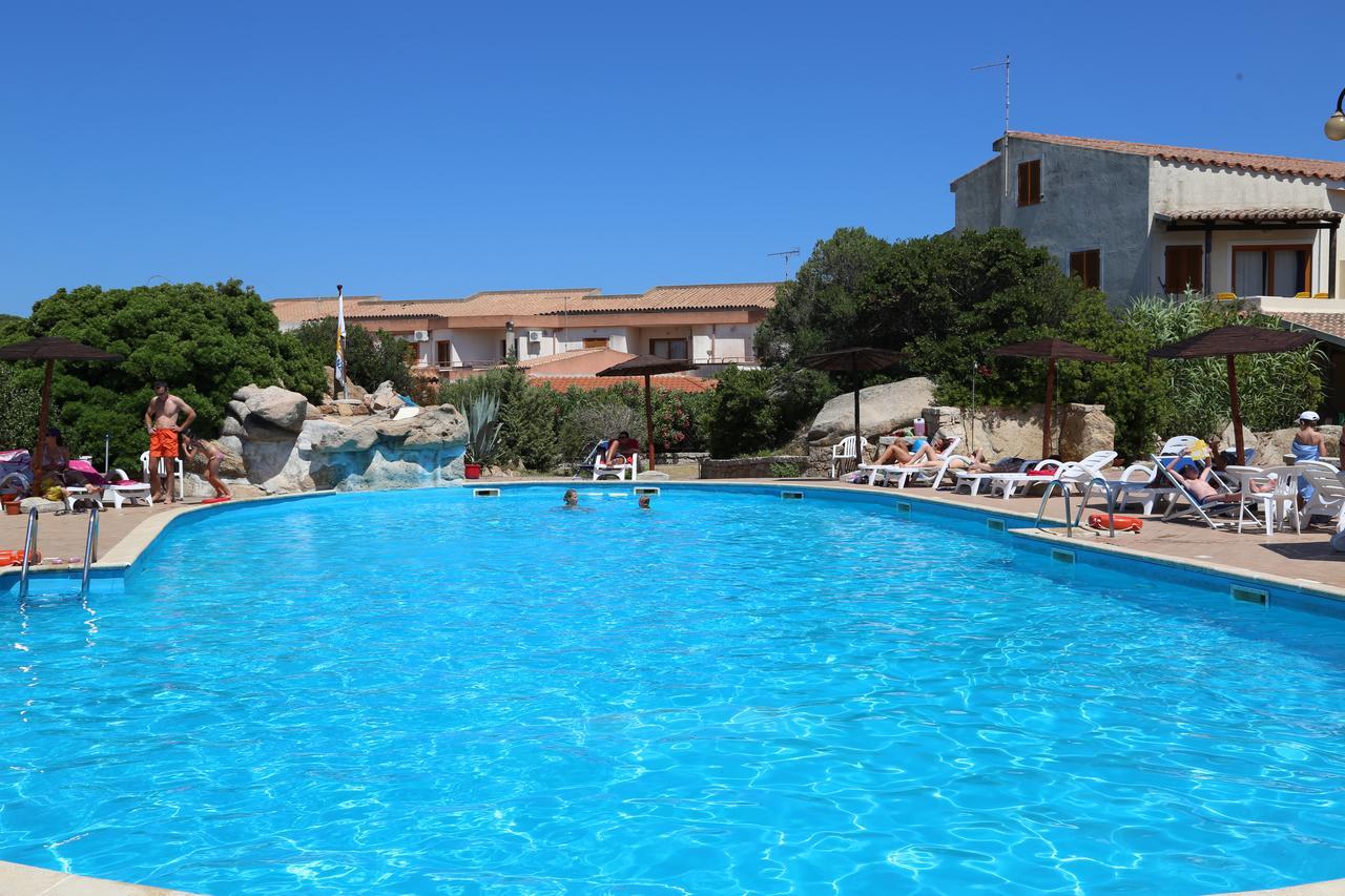 Club Esse Residence Capo D'Orso Palau Eksteriør bilde