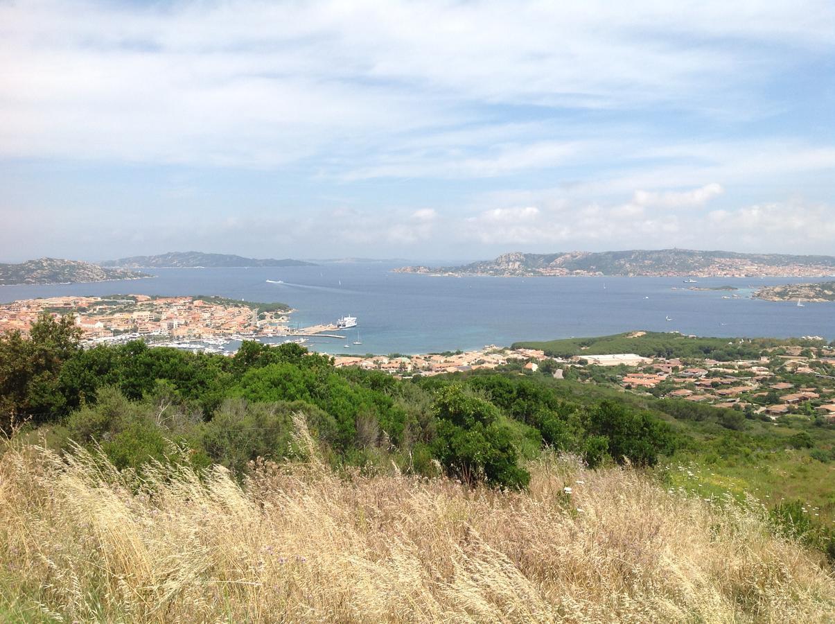 Club Esse Residence Capo D'Orso Palau Eksteriør bilde